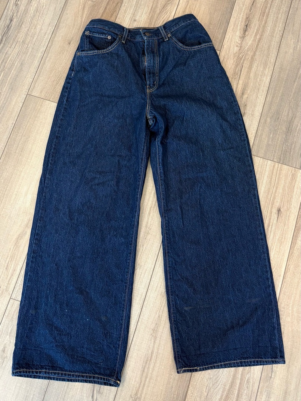Levi's Women's Wide-Leg Deep Blue Denim Jeans